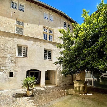 Appartement Aux Pieds Du Palais Des Papes. Awinion Zewnętrze zdjęcie